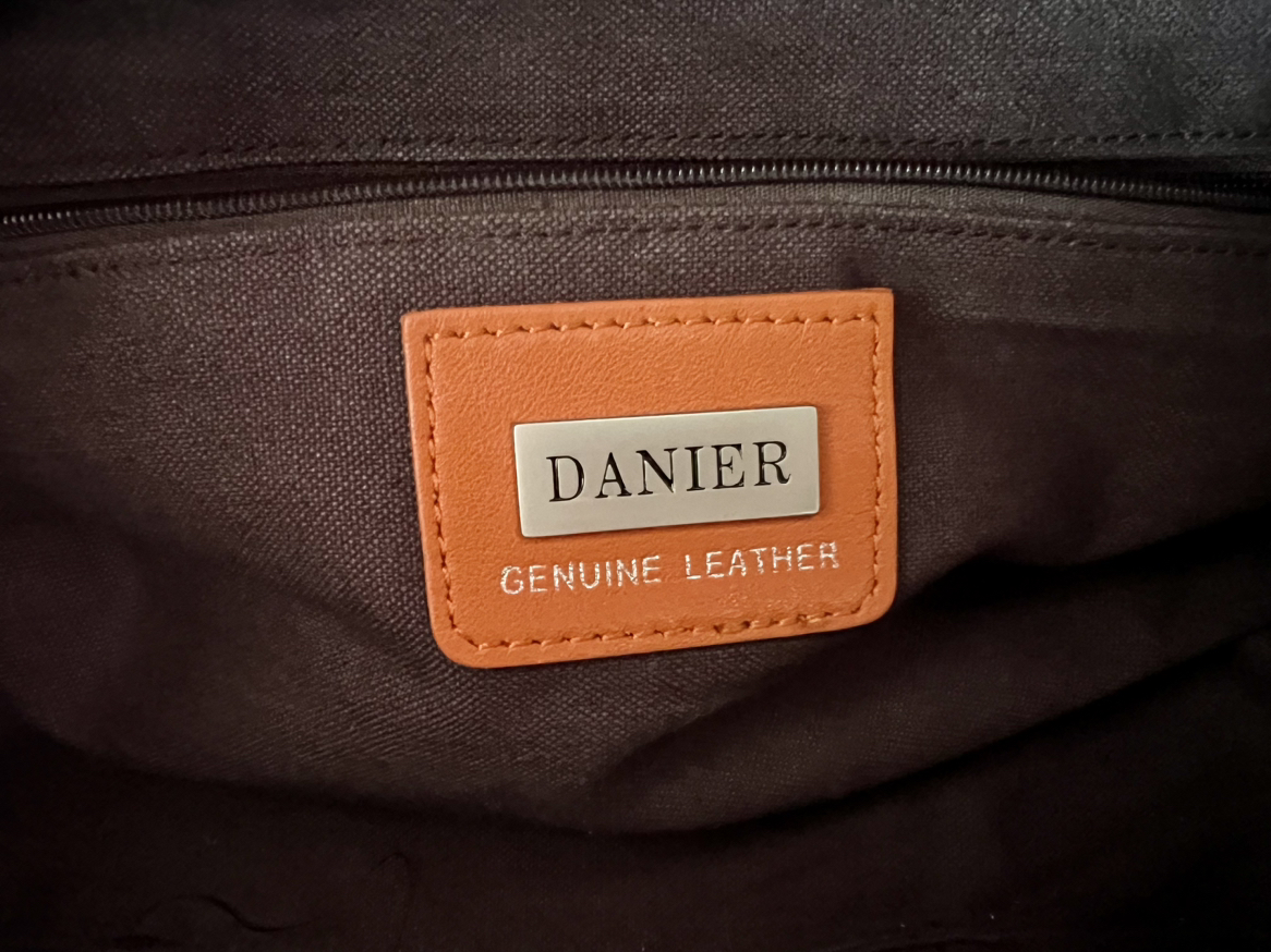Danier Large Leather Shoulder Bag - photo 5