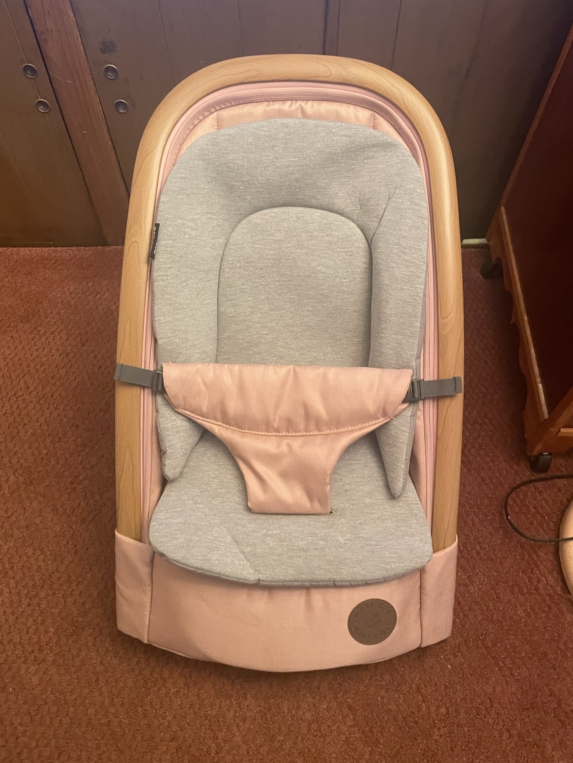 Maxi-Cosi Kori 2-In-1 Rocker, Essential Blush