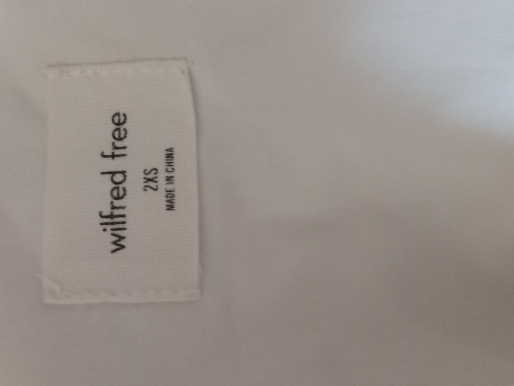 White blouses image indicator(3)