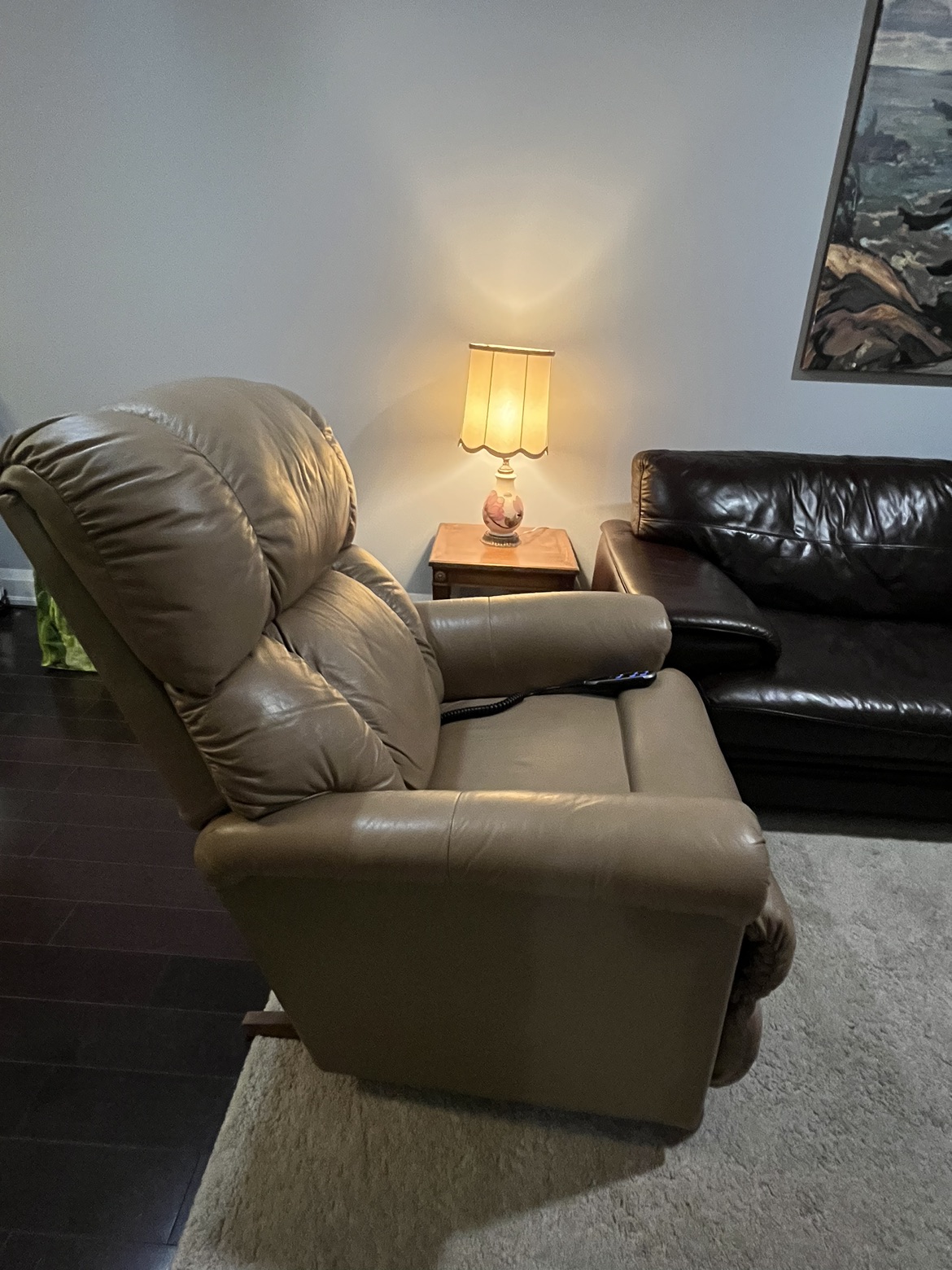 LAZ BOY Electric Recliner - photo 2