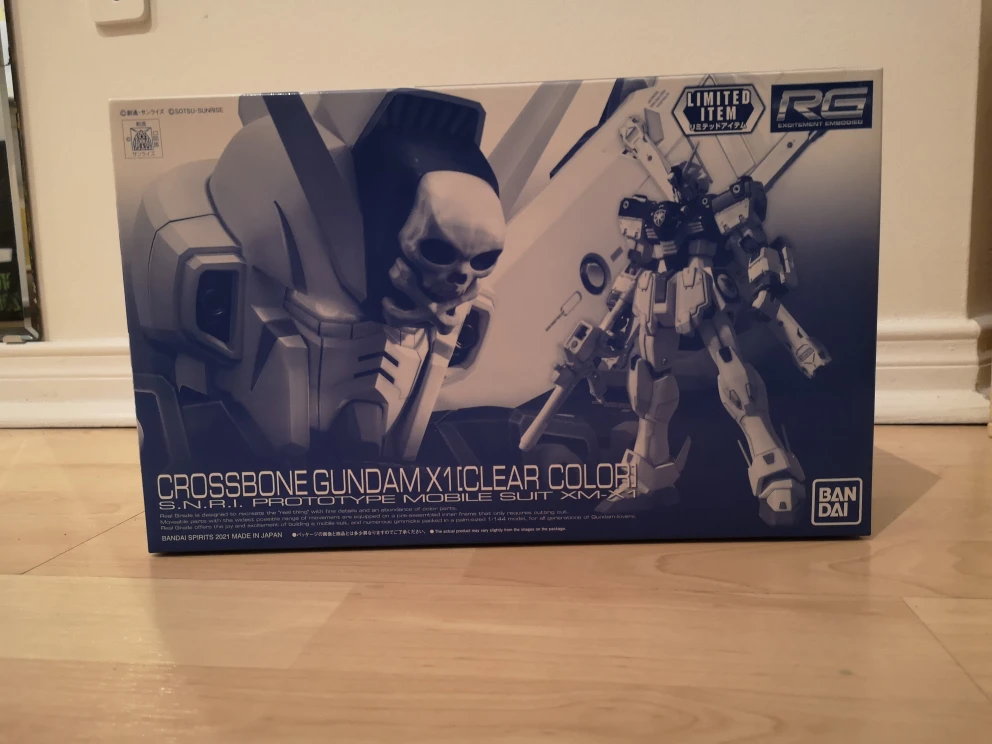 RG Crossbone Gundam - Clear Colour Ver. thumbnail