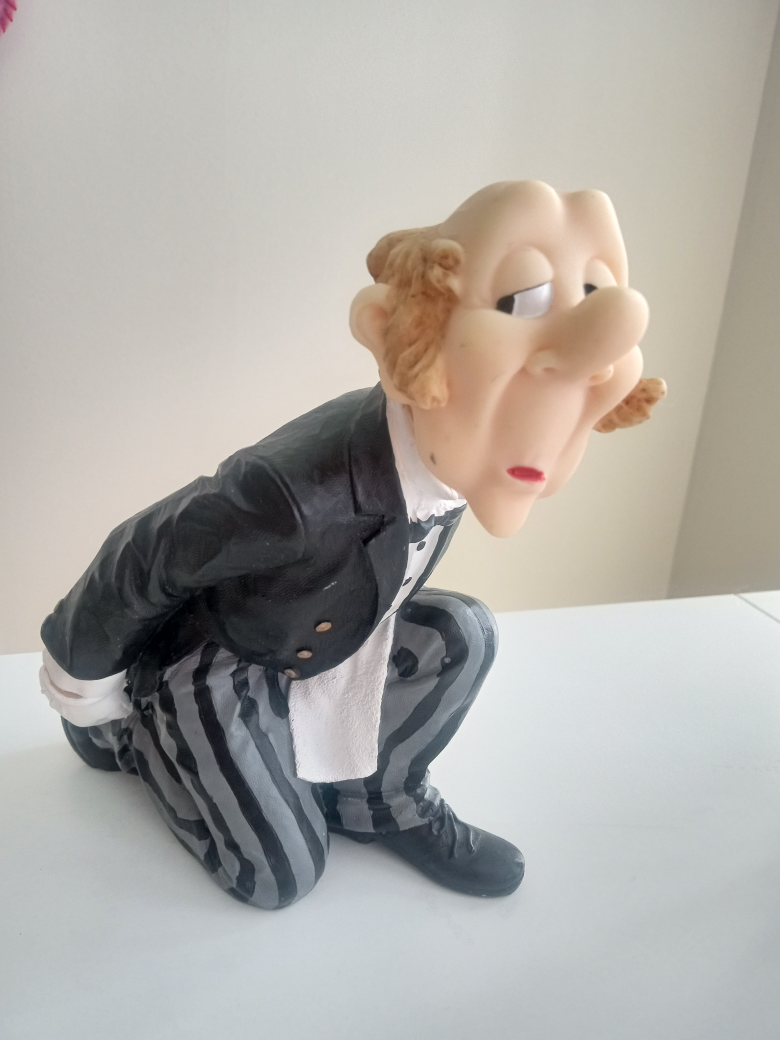 James The Snooty Butler Trio - photo 3