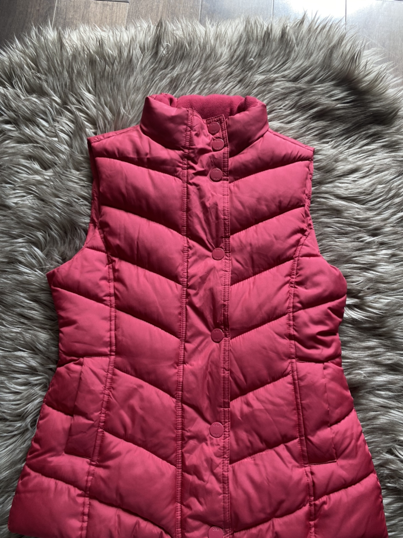 Gap Vest thumbnail