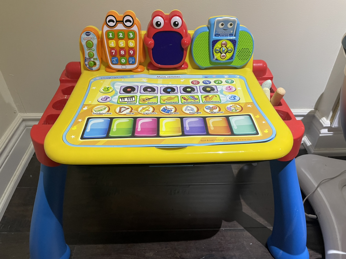 Kids toys- vtech learning activity table, food truck & more