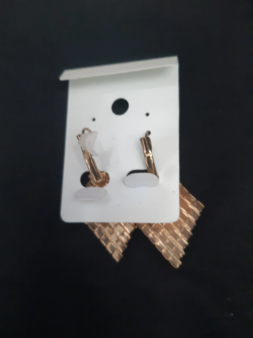 Golden colour diamond plated ear-rings image indicator(2)