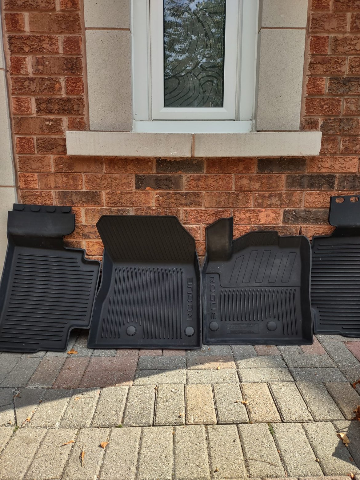2022 Nissan Rogue winter mats