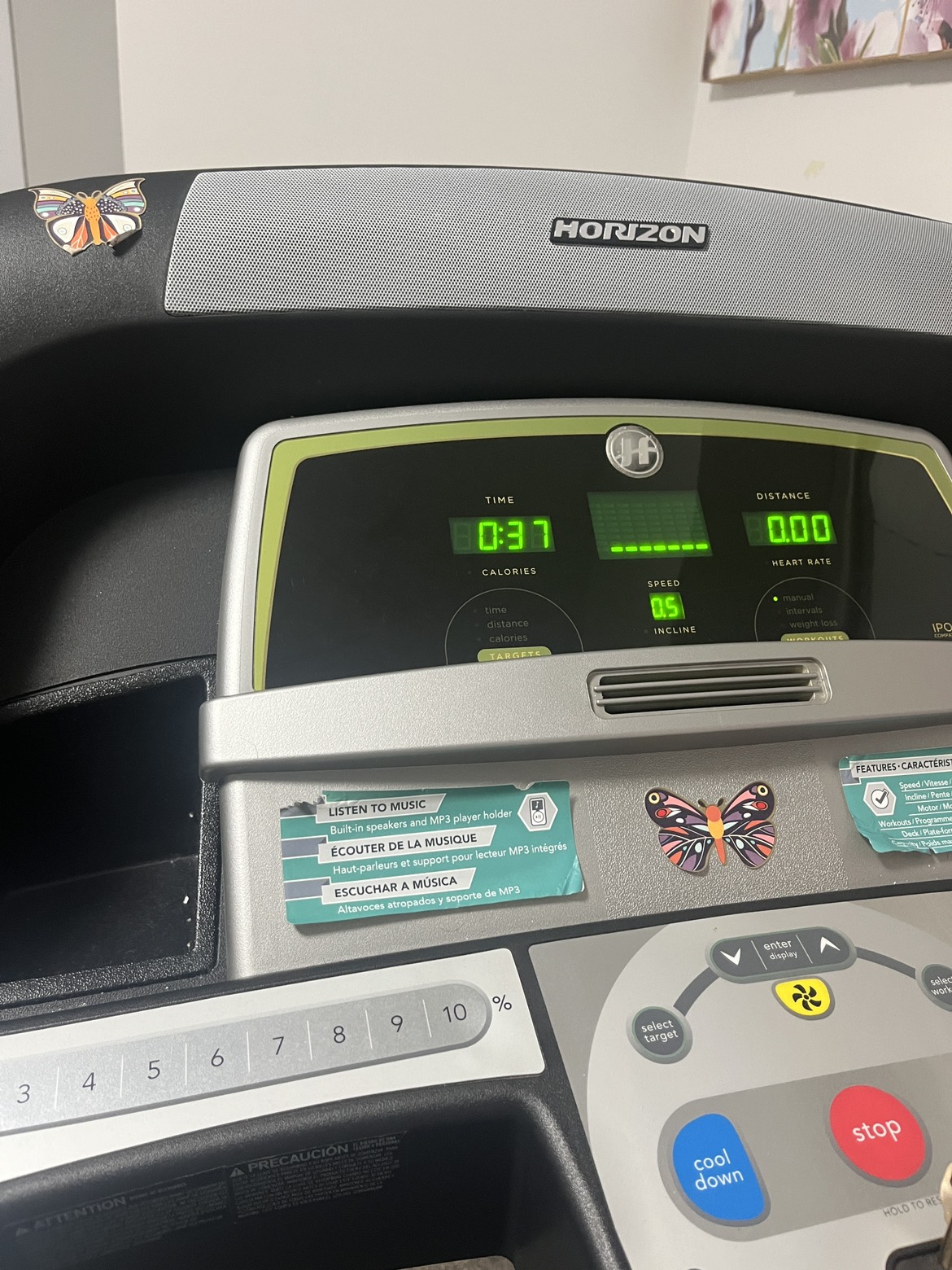 Treadmill, along with speaker and fan inbuilt - photo 4