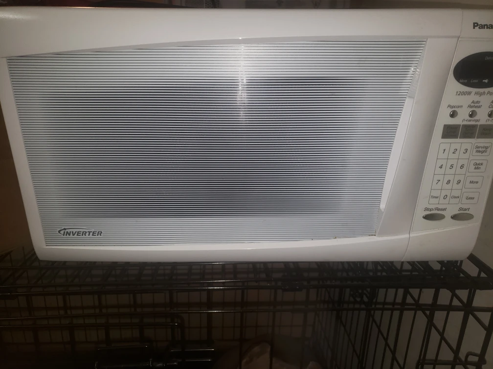 Microwave - photo 2
