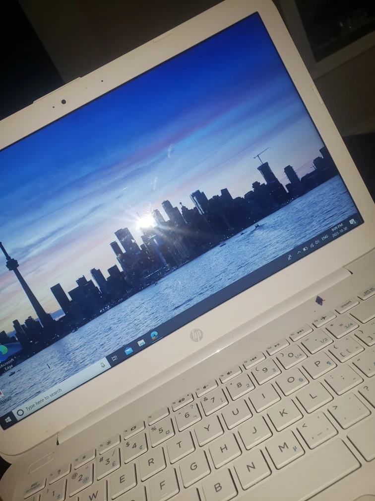 hp laptop for sale - photo 2