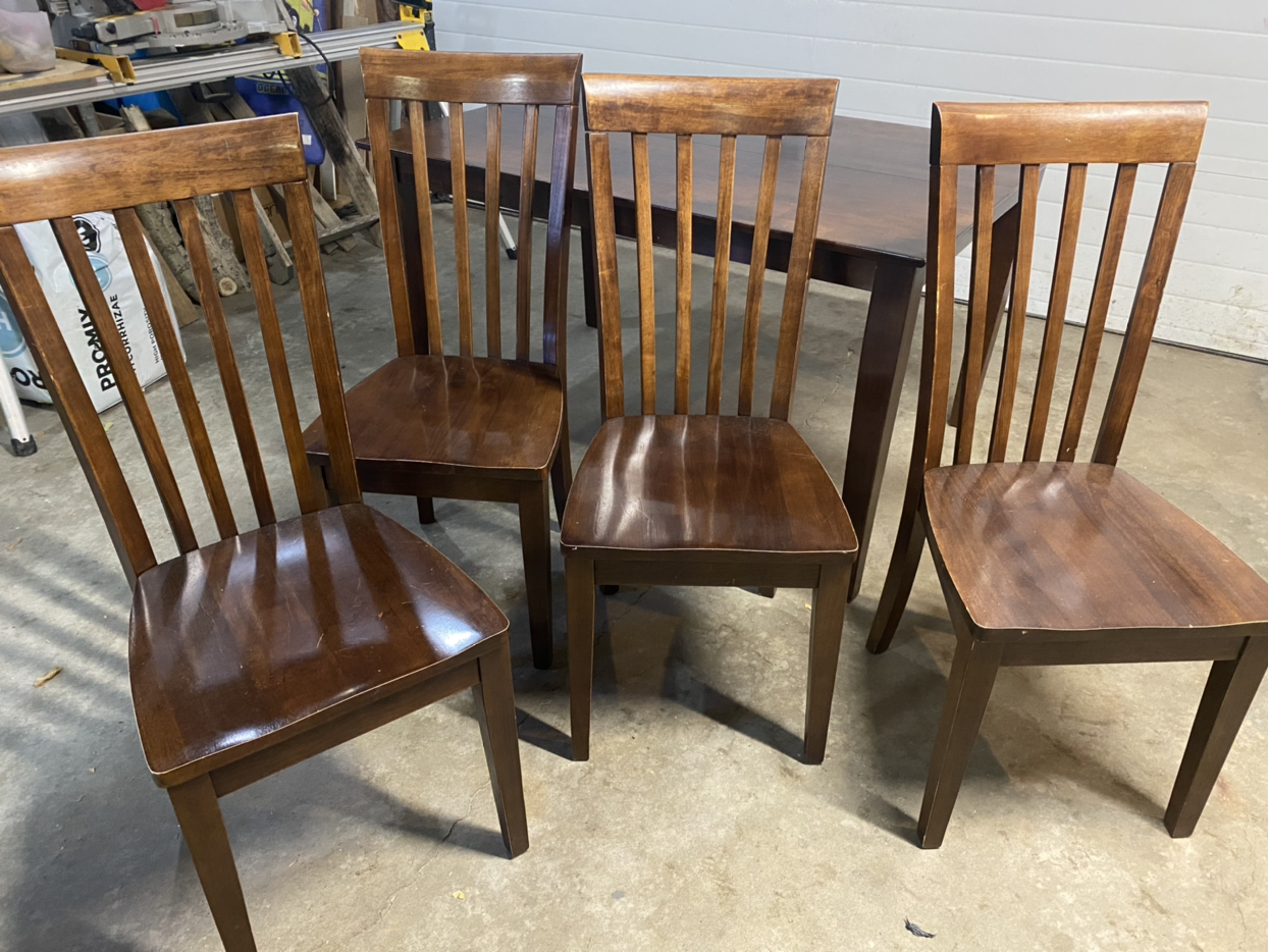 Table and chairs - solid wood - Midnapore SE - photo 5