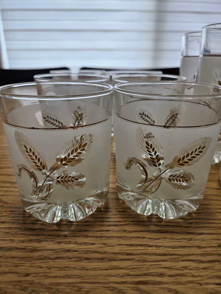 Vintage Leaf Glass Set - photo 2