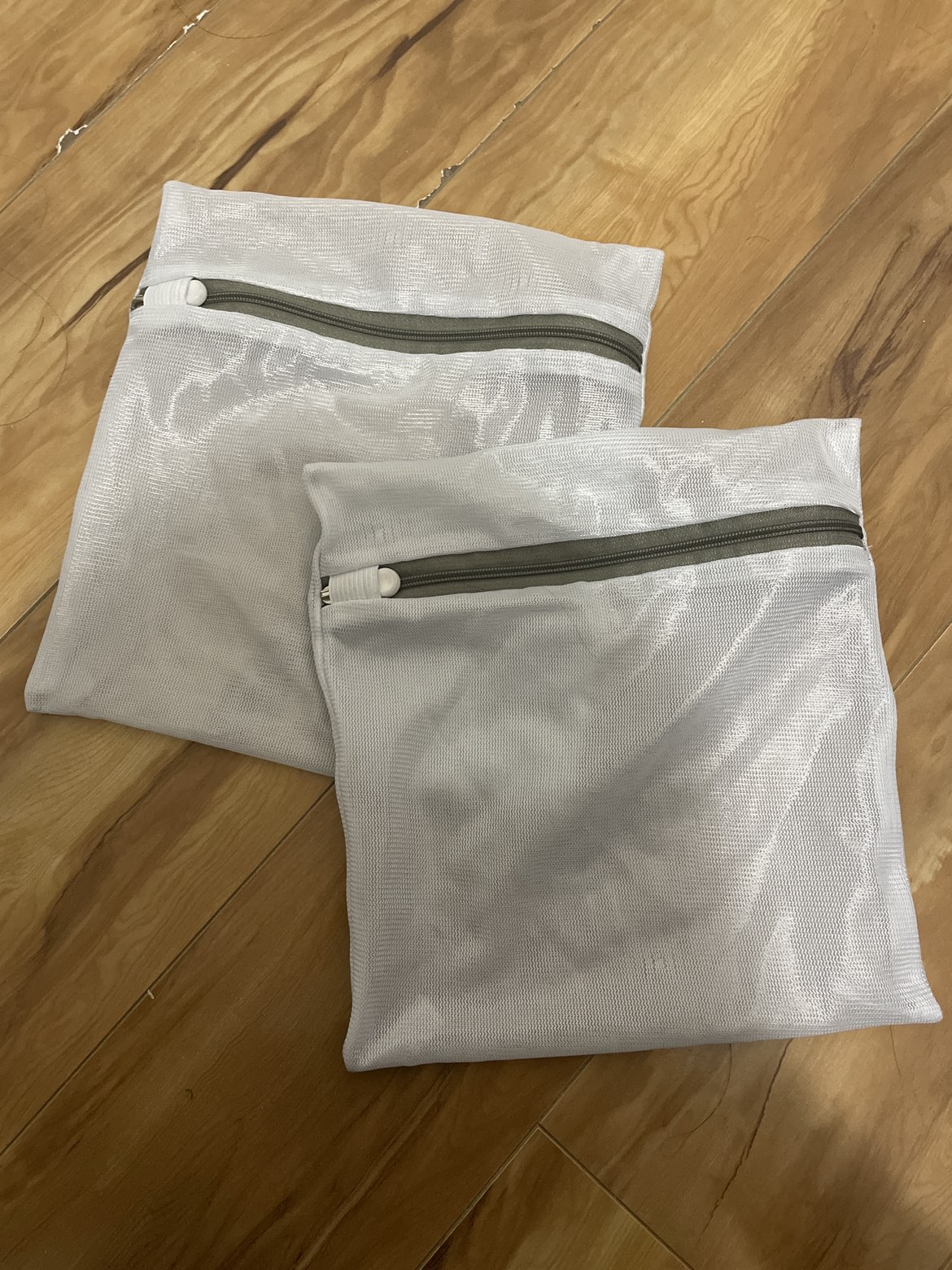 2 mini laundry bags