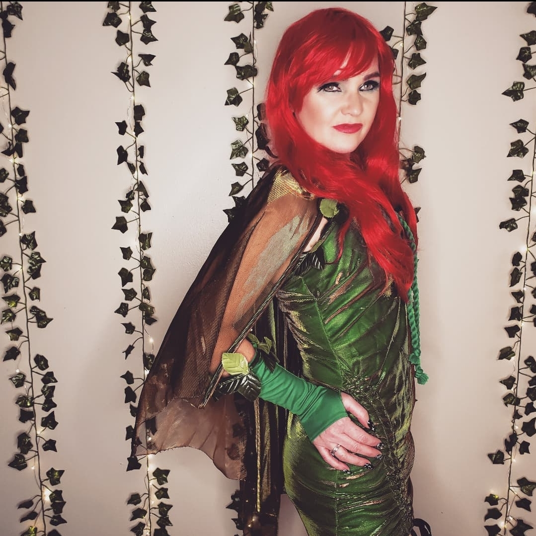 Halloween costume Poison Ivy/Lethal Beauty image indicator(6)