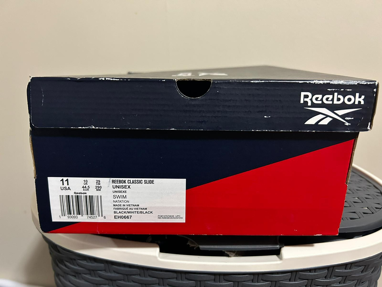 REEBOK UNISEX NEW SLIDES 🩴🩴 with BOX image indicator(5)