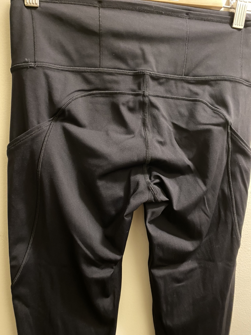 Lululemon black leggings size 6 - photo 4