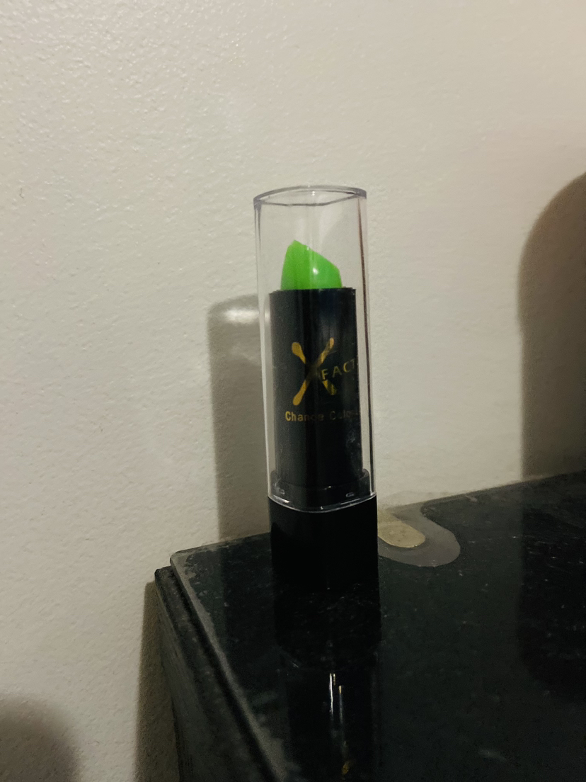 Color changing lip tint - photo 2