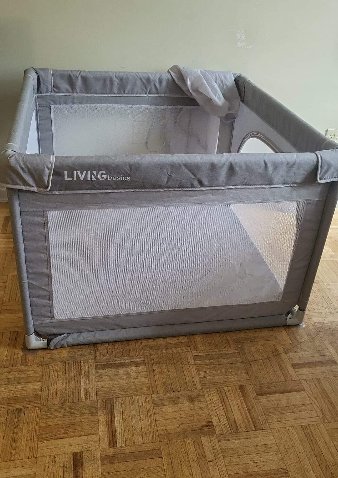 Baby playyard