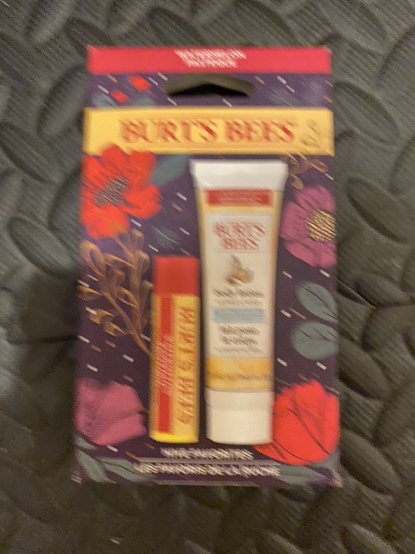 🥕 NEW BURTS BEE LIP BALM AND BODY LOTION WATERMELON