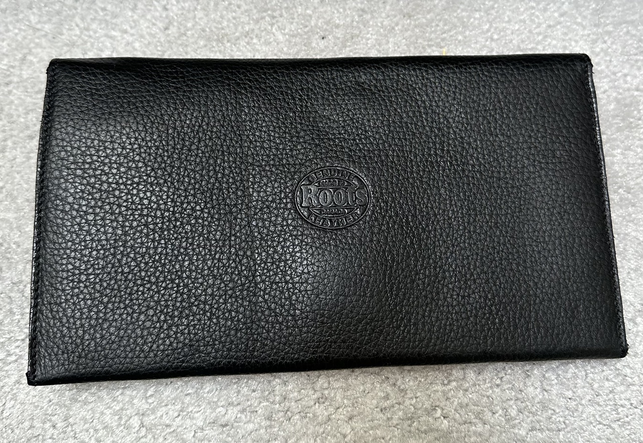 Roots Black Leather 3-Folds Wallet for Men or Women