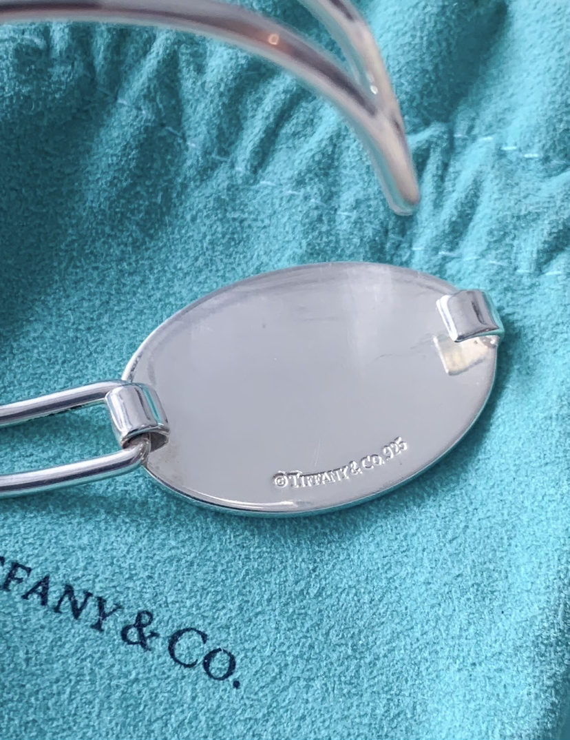 Tiffany & Co XL plain oval bangle bracelet image indicator(6)
