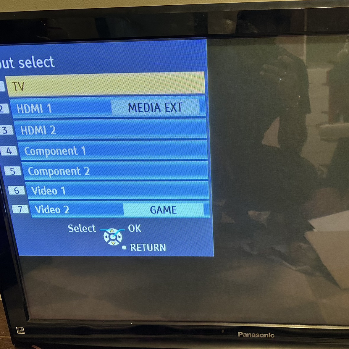 42” Panasonic Viera Plasma TV with wall mount image indicator(8)