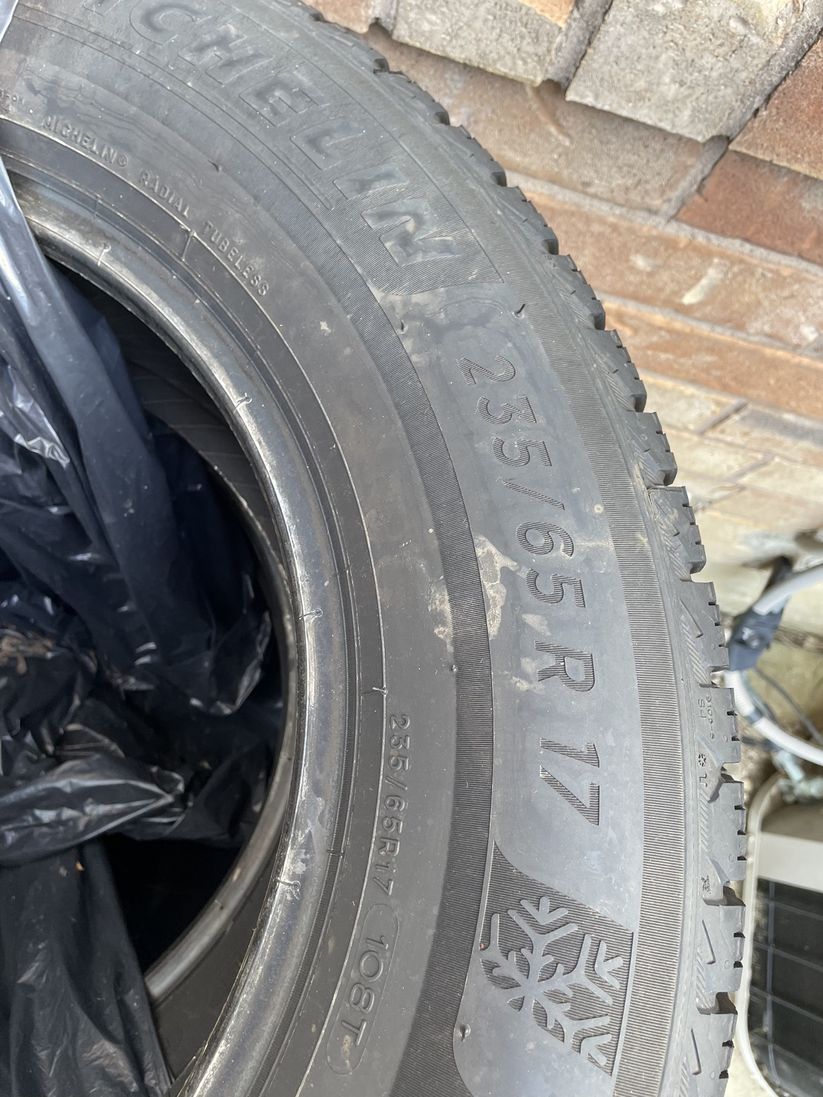 Michelin X-ice snow 235/65R/17 - photo 3