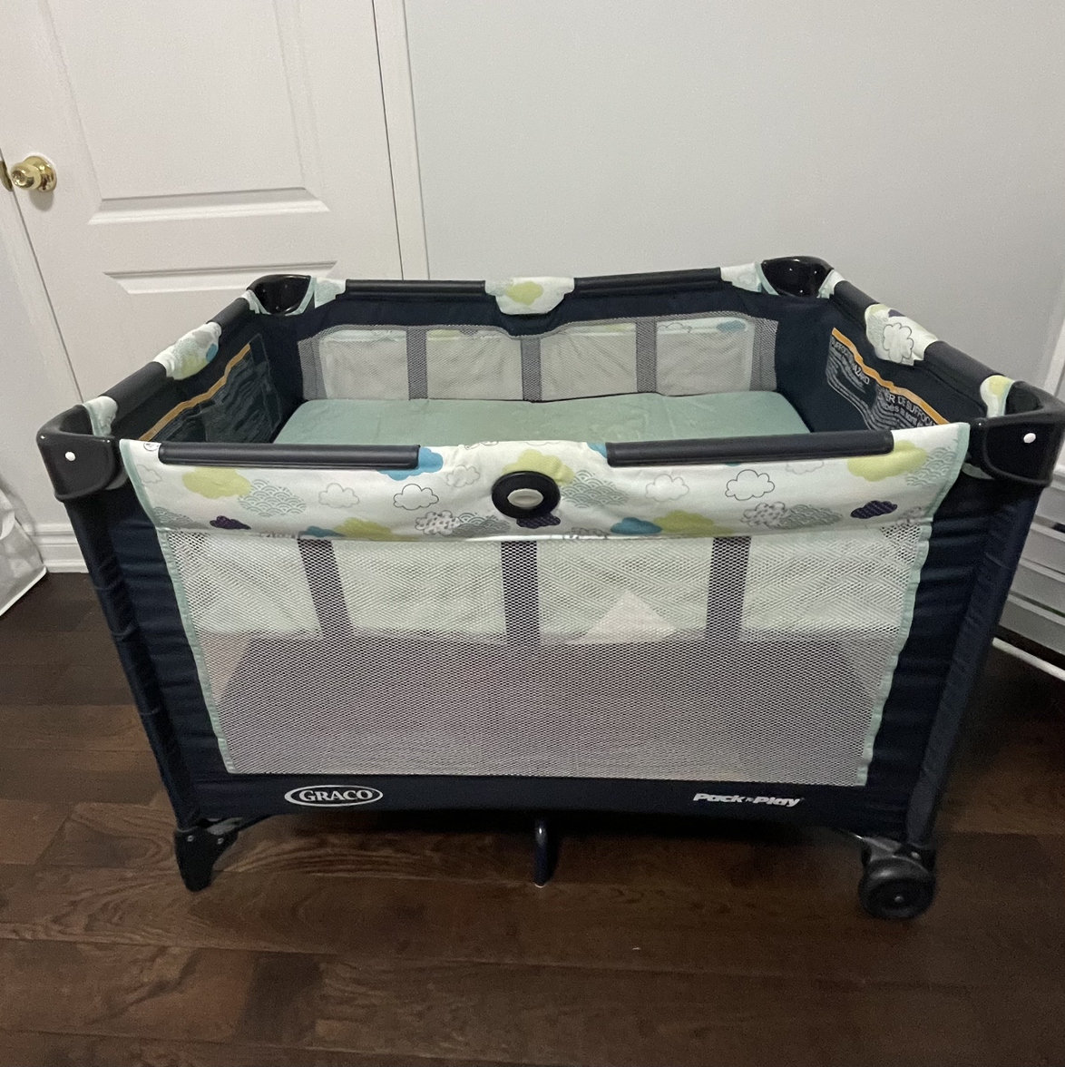 Baby playpen and crib - photo 3