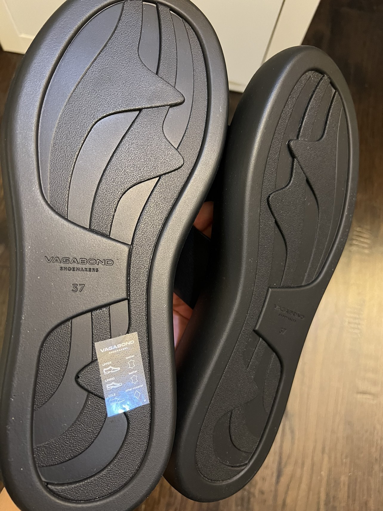 Brand new Vagabond Blenda Sandals size 37 image indicator(3)