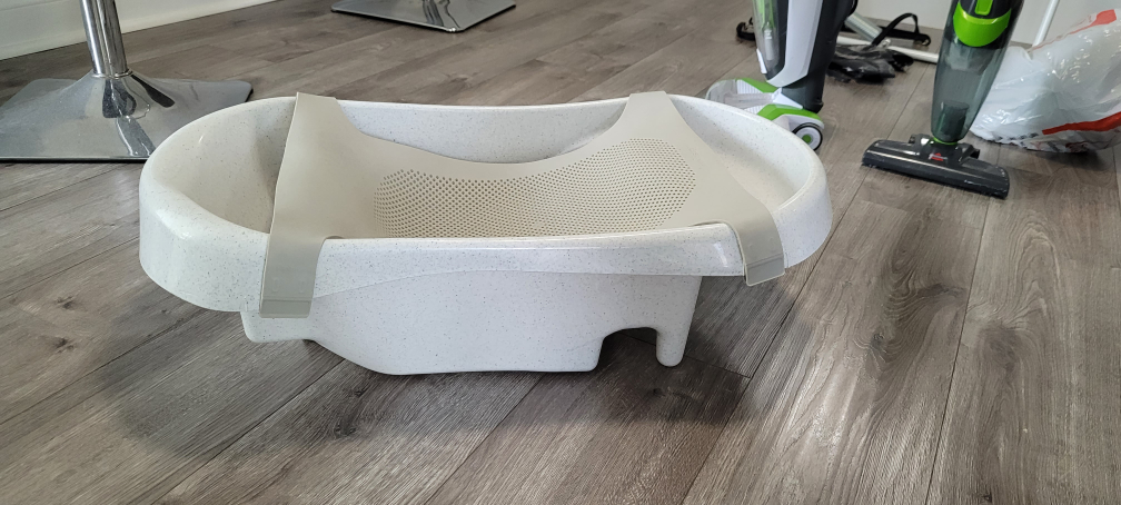 The First Years - First Suds Infant To Toddler Tub