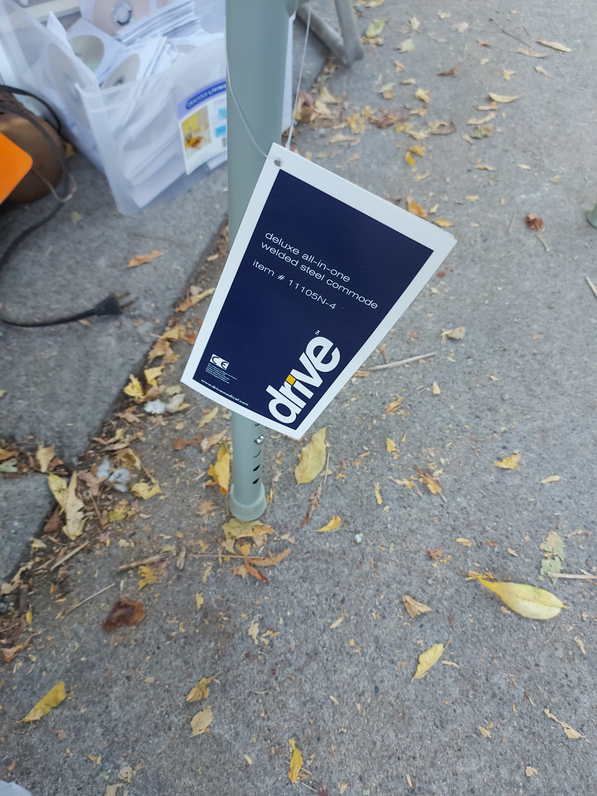 commode... with tag still on image indicator(2)