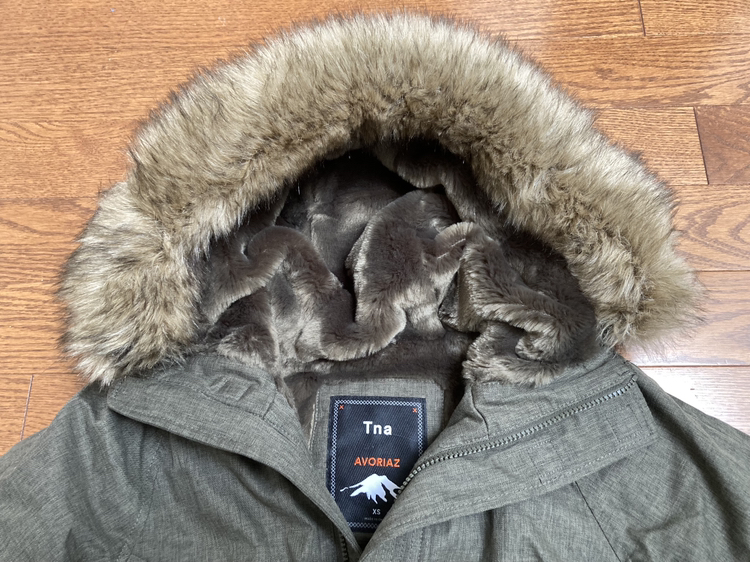 Aritzia Avoria TNA Down Parka women - photo 5
