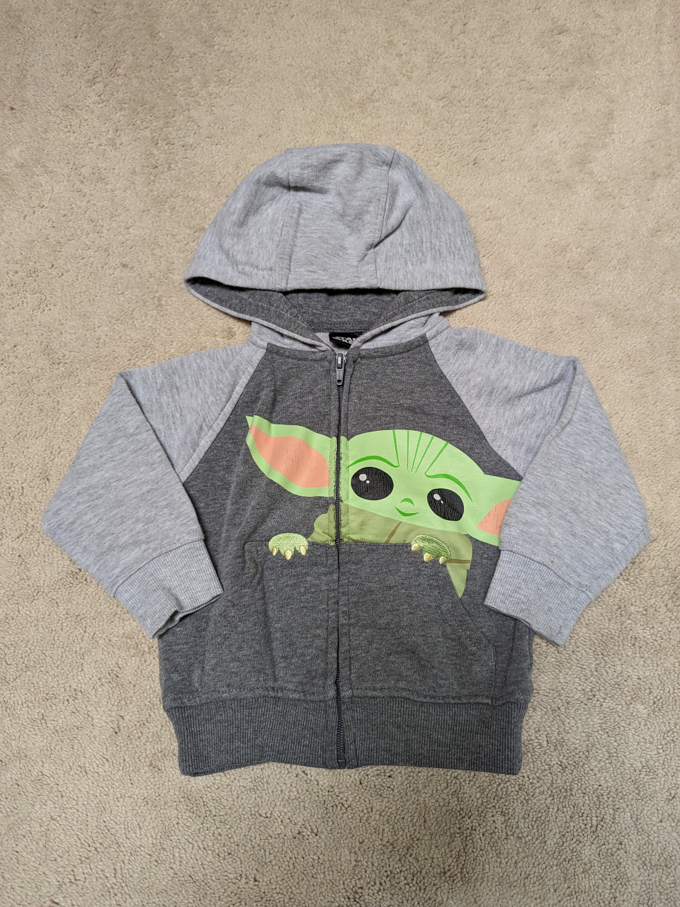 Baby Yoda hoodie 2T thumbnail