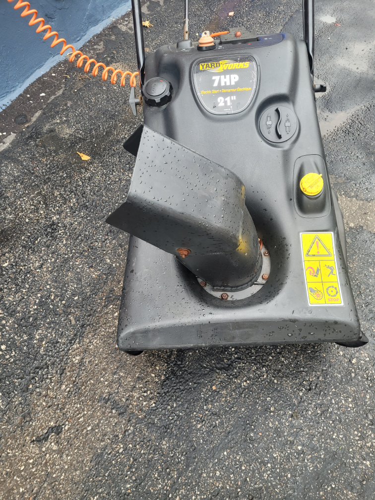 yardworks snowblower