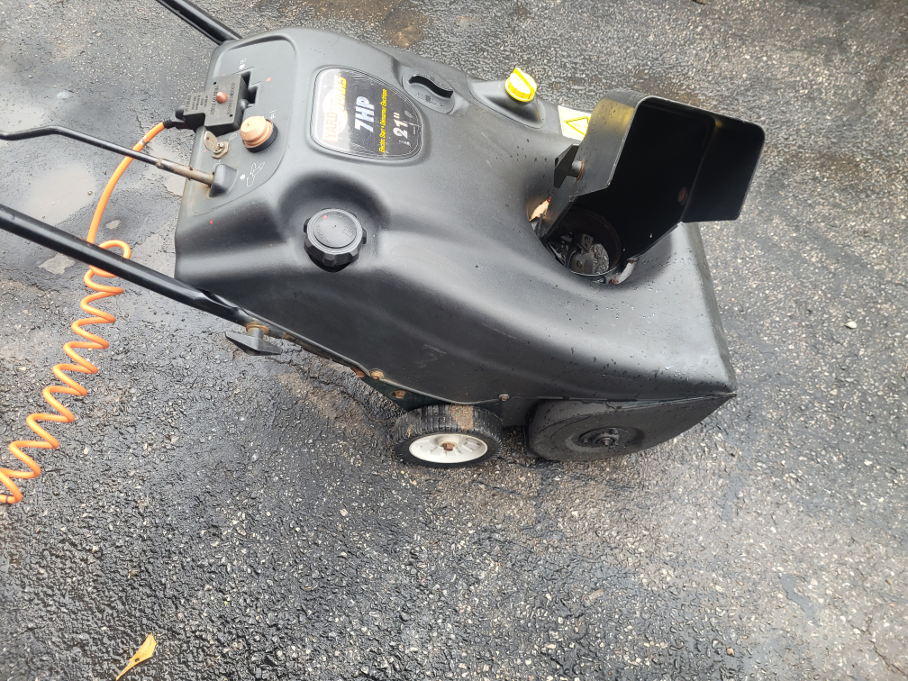 yardworks snowblower - photo 3
