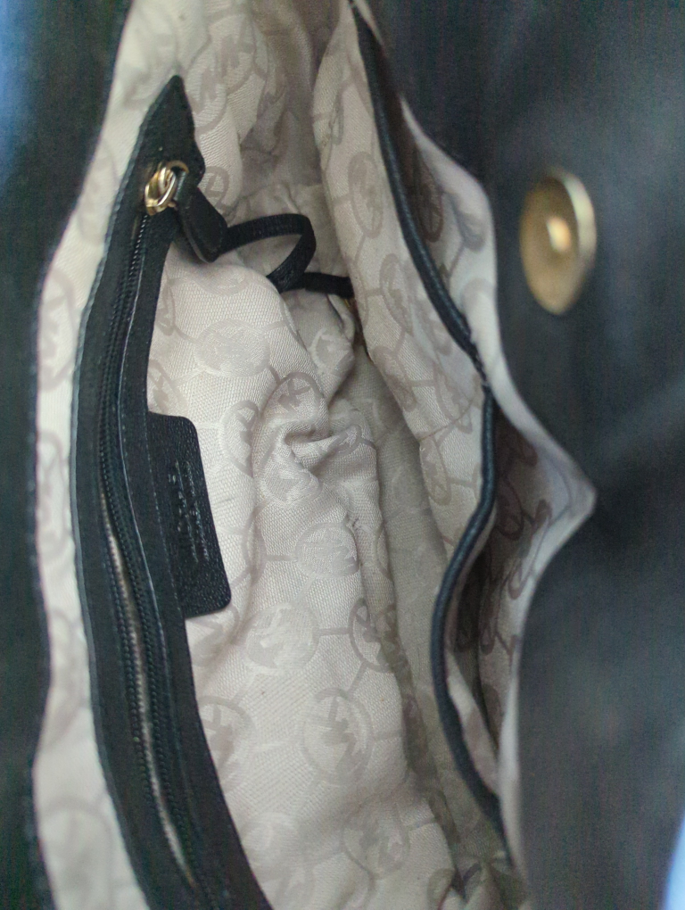 Michael Kors Hamilton Medium Handbag - photo 2