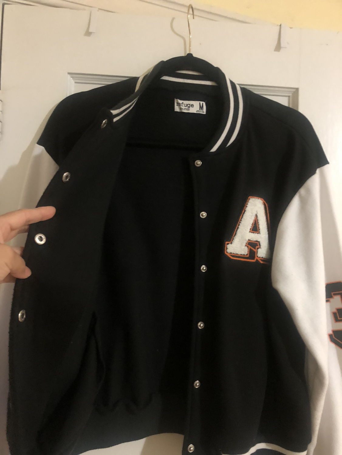 varsity jacket size M - photo 3