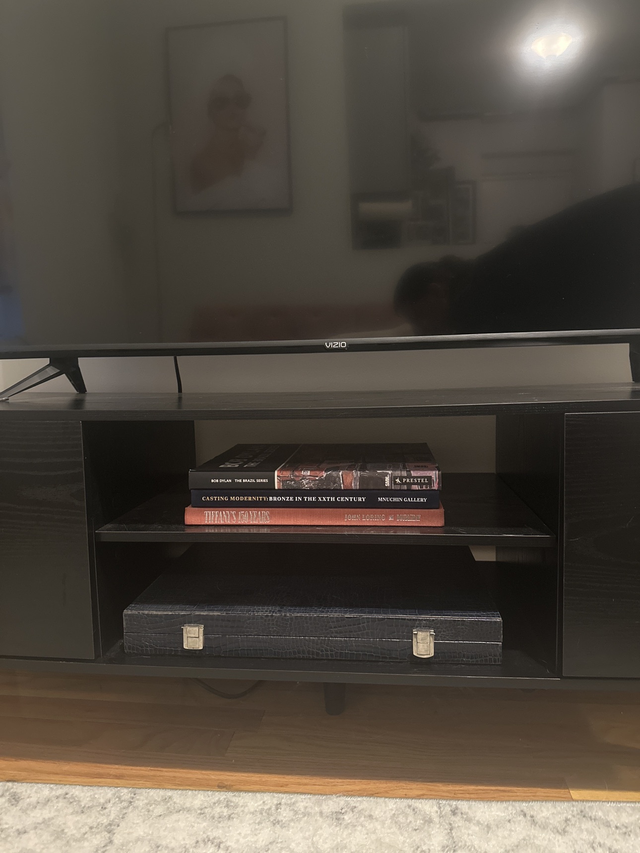 TV Console - photo 3