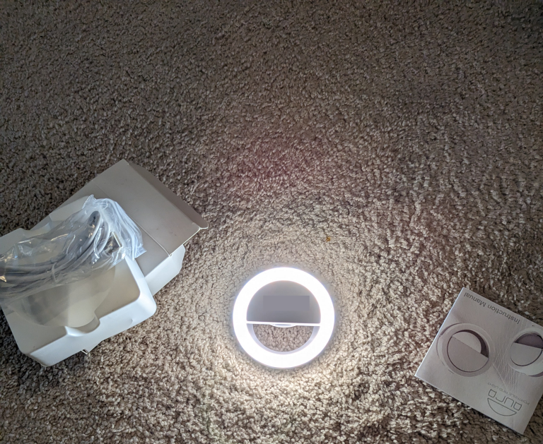 Aura Clip-on Ring Light & Camera Cover image indicator(2)