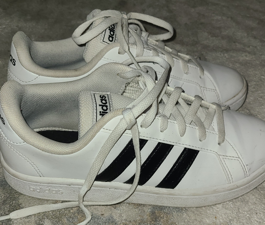 Adidas women's US size 6