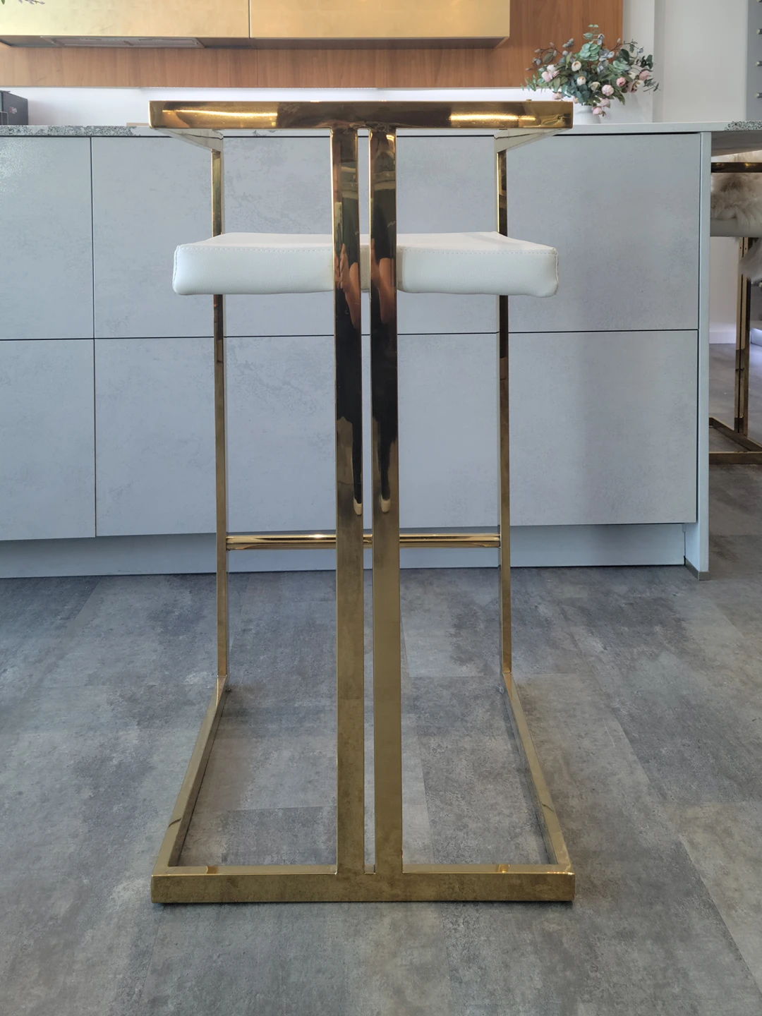 4 Bar Stools- modern Art Deco style (white/gold) image indicator(6)