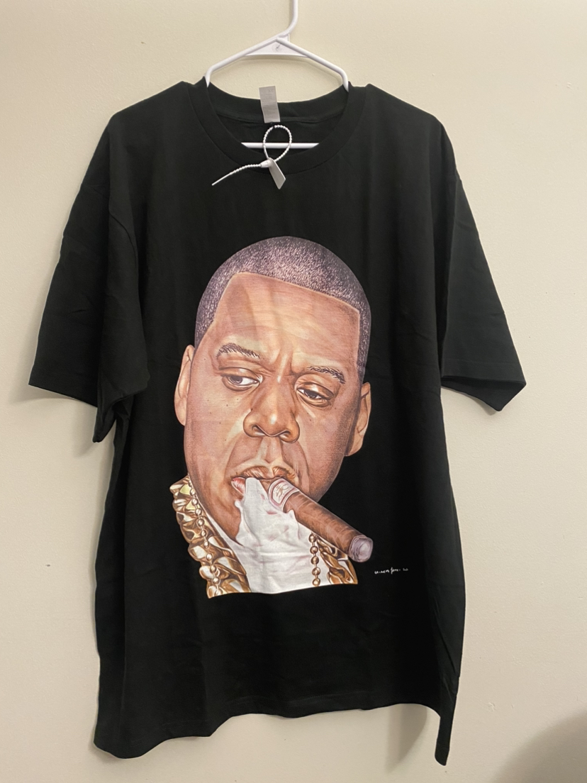 T-shirt thumbnail