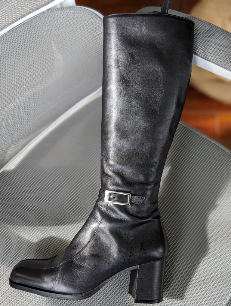 high heels boots thumbnail