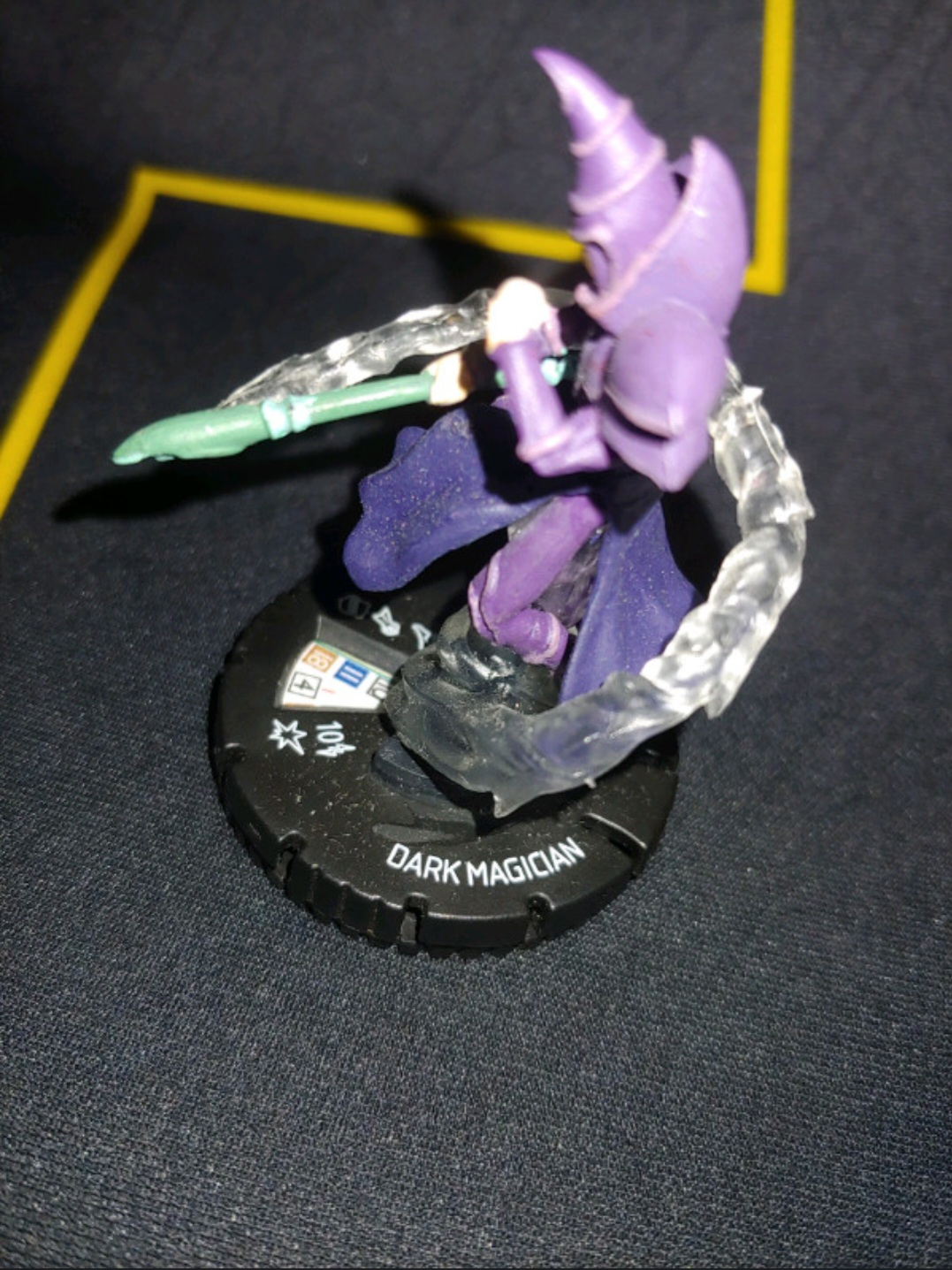 2014 Yu Gi Oh Series 1 Heroclix Set: Dark Magician #055 - photo 3