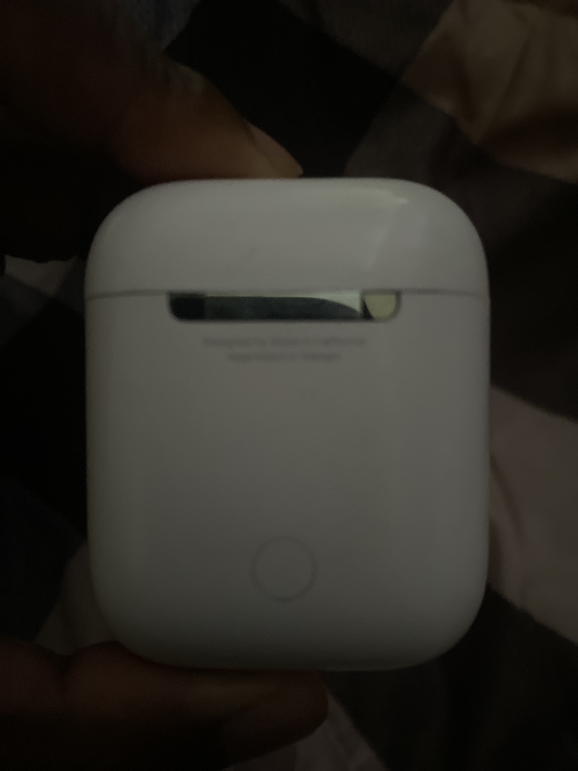 2nd Gen AirPods - photo 2