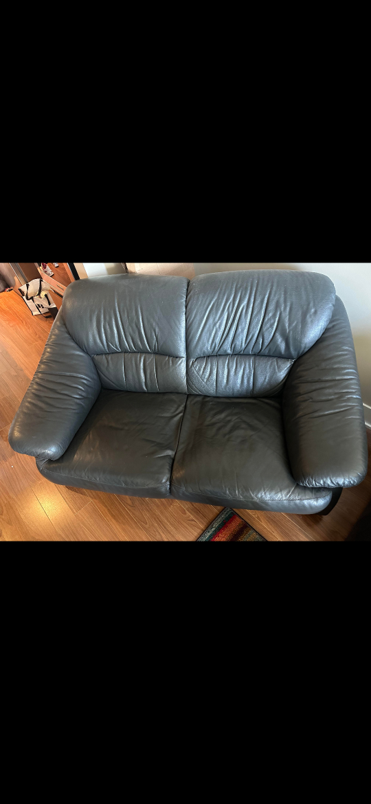 FREE DELIVERY Matching Black leather 3 seater & loveseat sofa image indicator(6)