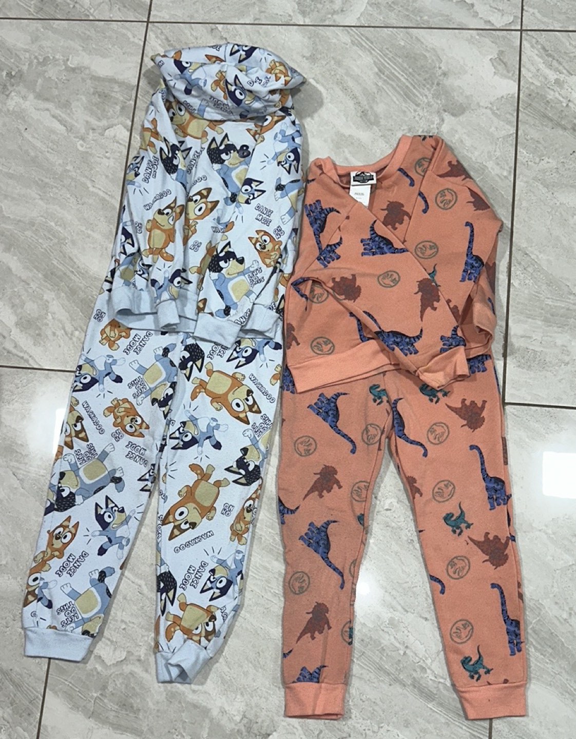 Kids bundle of clothing thumbnail