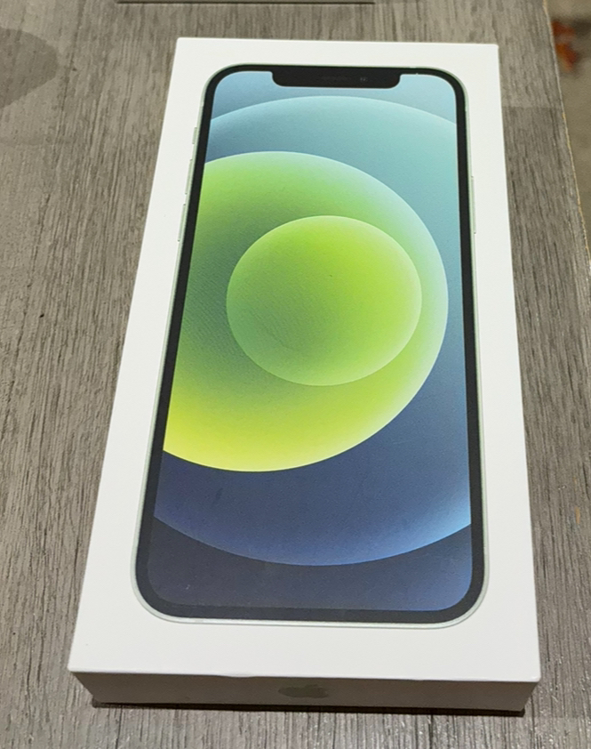 iPhone 12 (64GB ) thumbnail