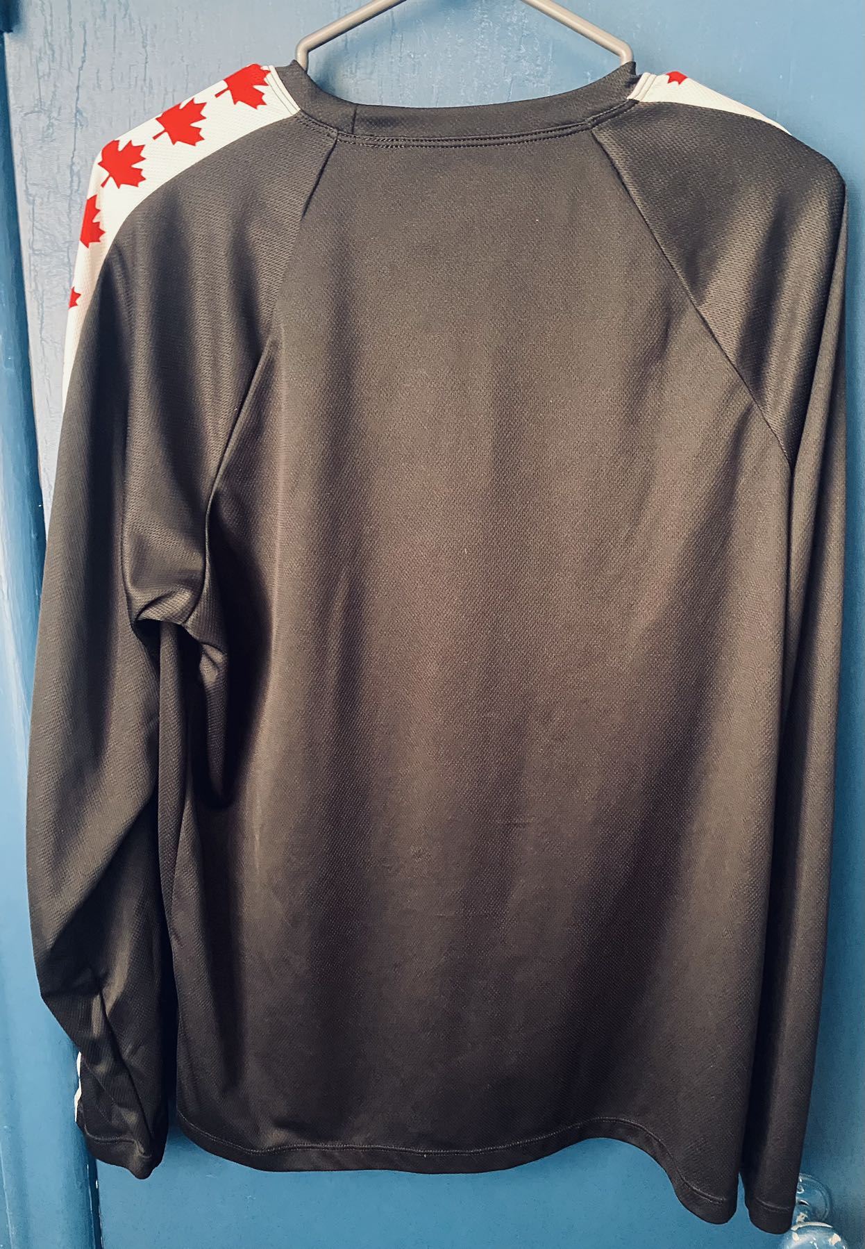 🚣‍♀️🌊 **Regatta Sports Canada Rowing Micro Quick Dry Long sleeve image indicator(4)