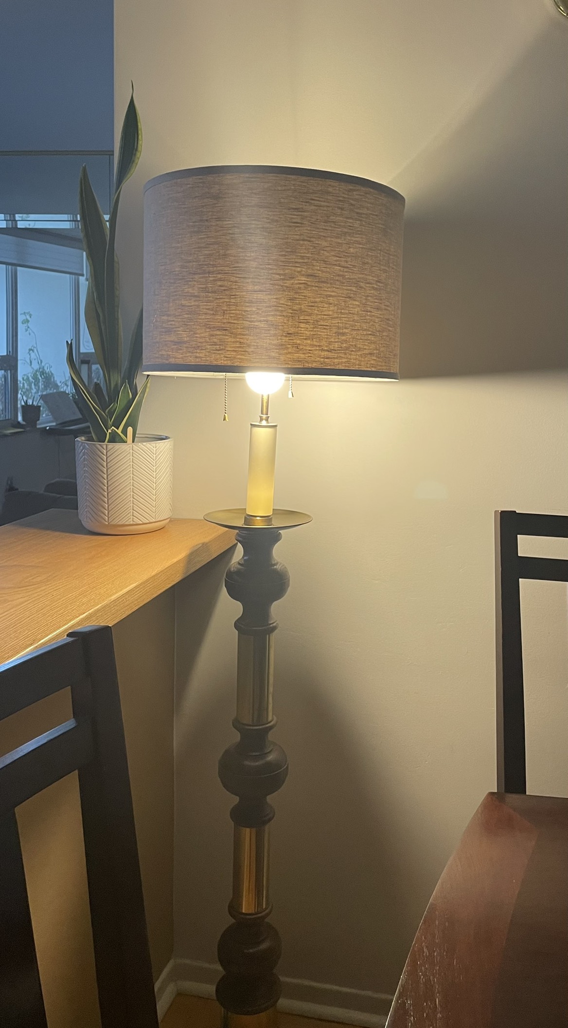 Floor lamp