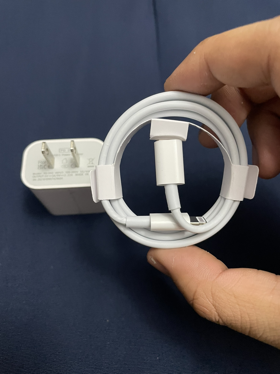 BRAND NEW - 20W IPhone Fast Charger Cable + Brick image indicator(3)